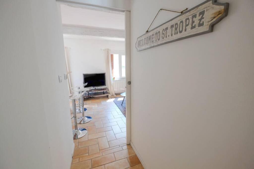 Appartement Centre Ville St Maxime, Plage A Pied سانت ماكسيم المظهر الخارجي الصورة