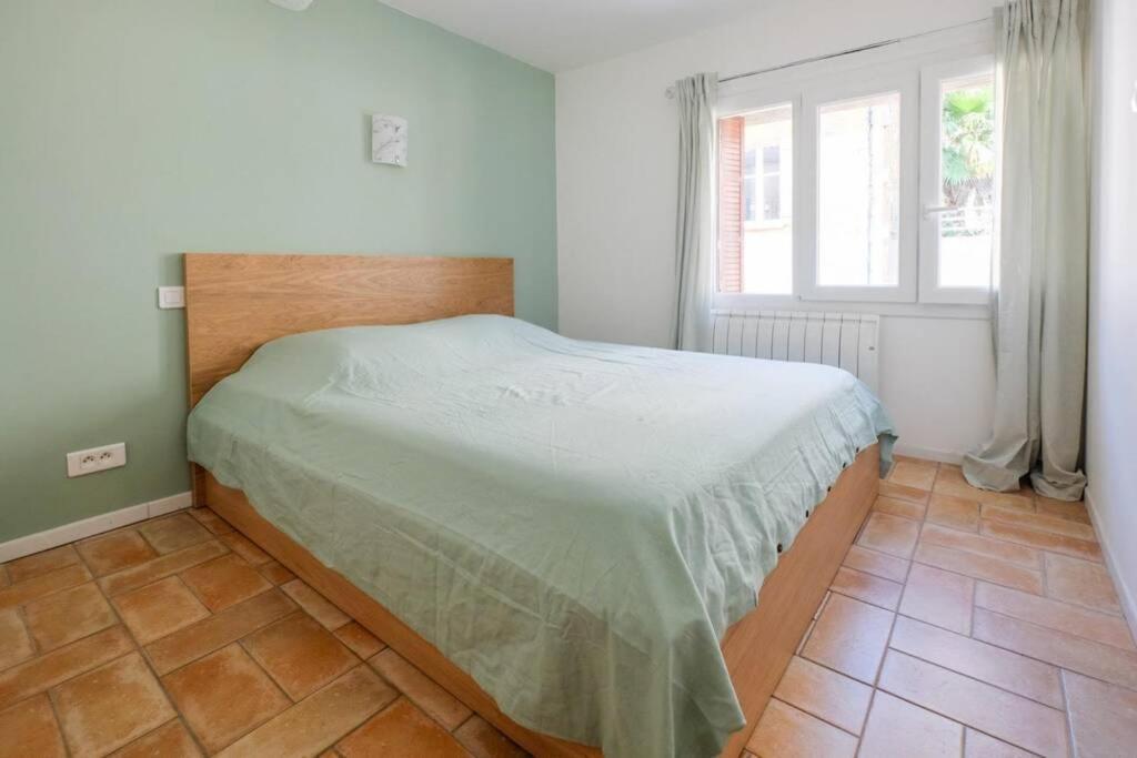 Appartement Centre Ville St Maxime, Plage A Pied سانت ماكسيم المظهر الخارجي الصورة