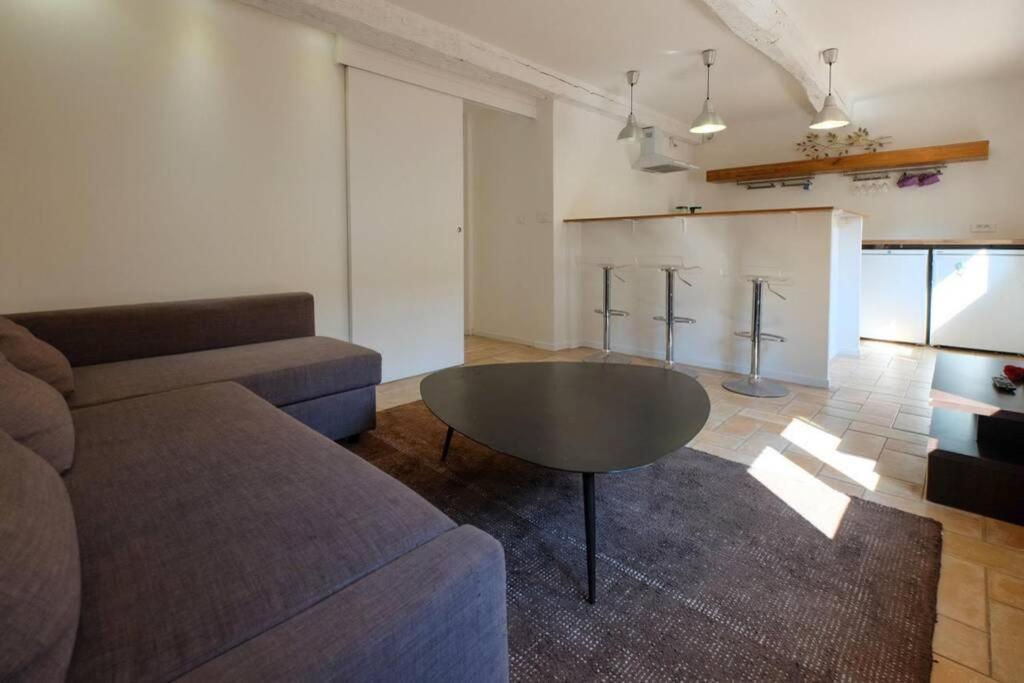 Appartement Centre Ville St Maxime, Plage A Pied سانت ماكسيم المظهر الخارجي الصورة