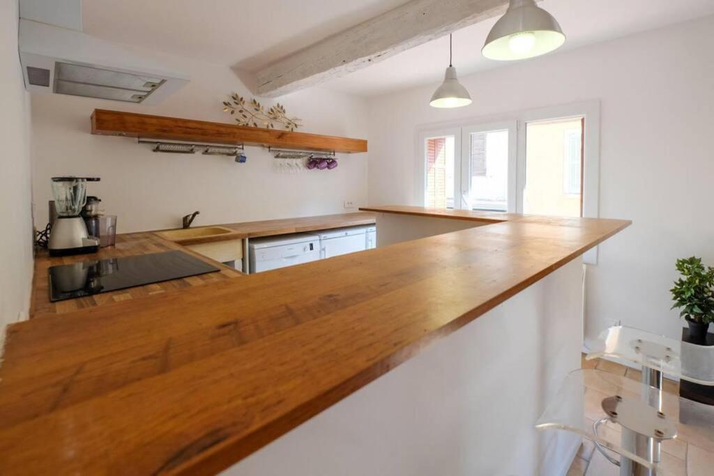 Appartement Centre Ville St Maxime, Plage A Pied سانت ماكسيم المظهر الخارجي الصورة